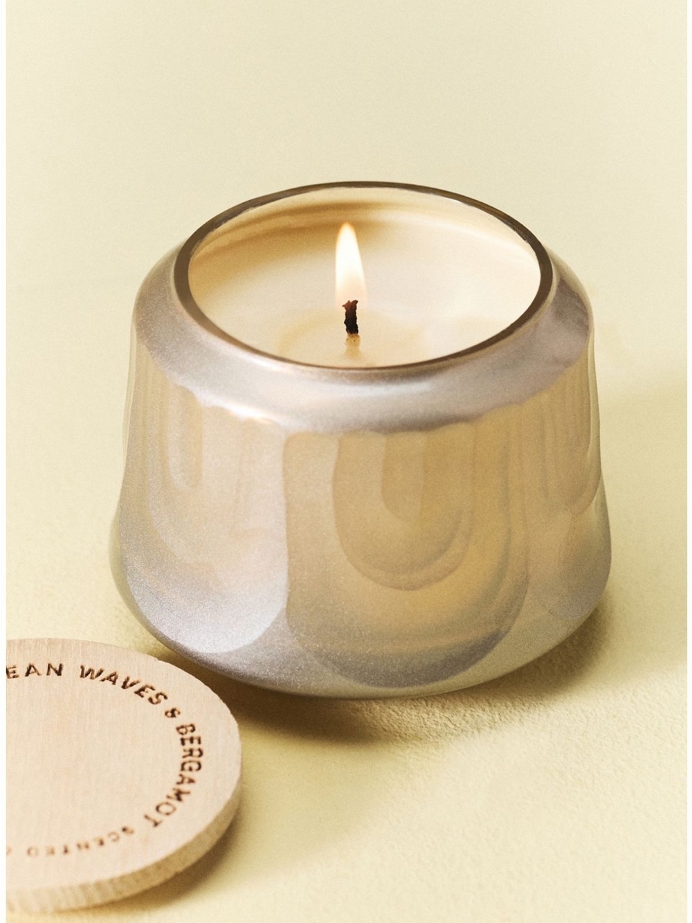 THE GATHER CANDLE BY ANTHROPOLOGIE: FRESH OCEAN WAVES & BERGAMOT - Picture 2 of 2